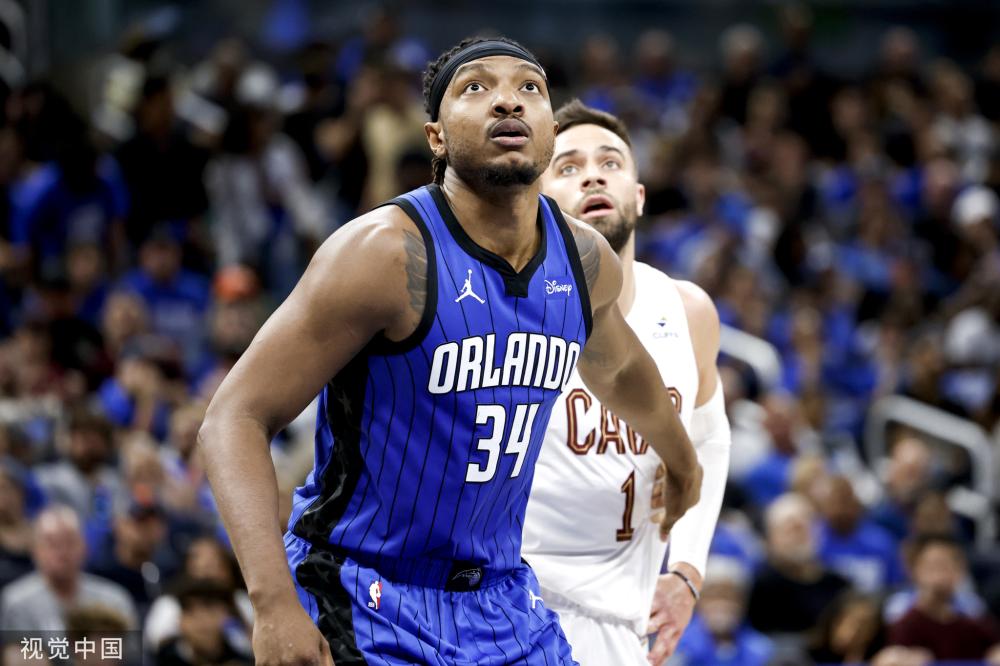 是赛场上的 是赛场上的