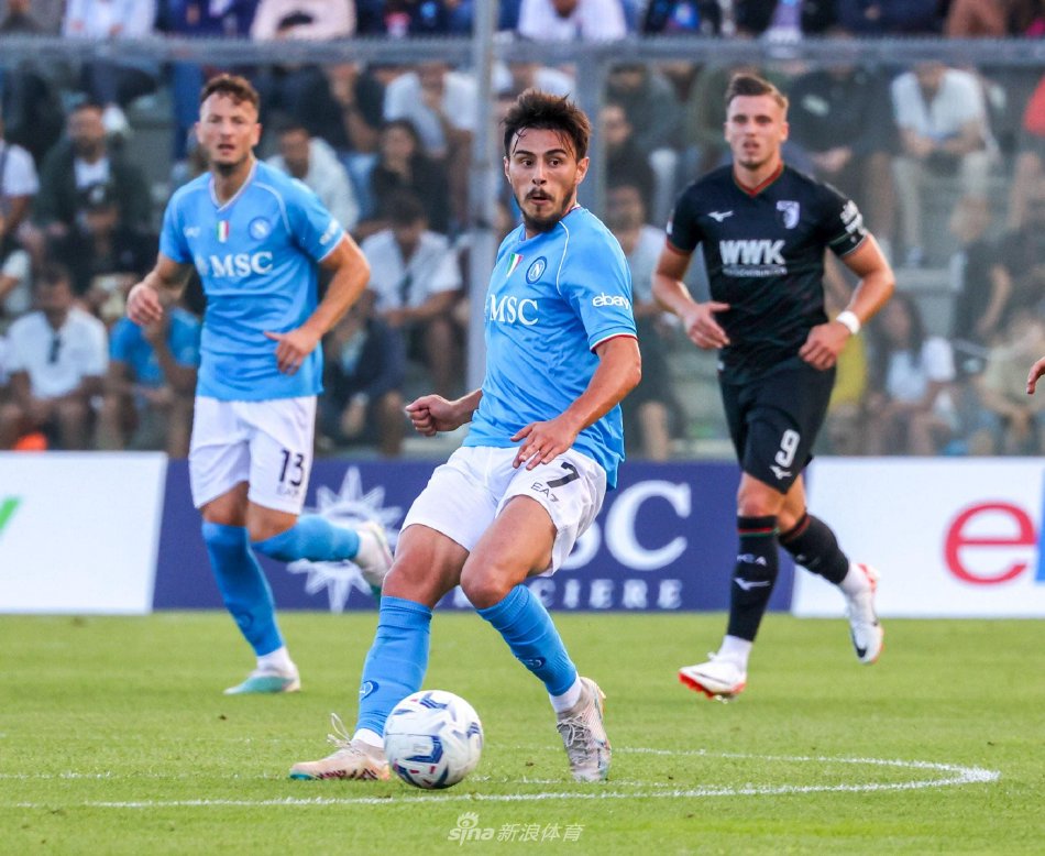 汪嵩则在回 汪嵩则在回