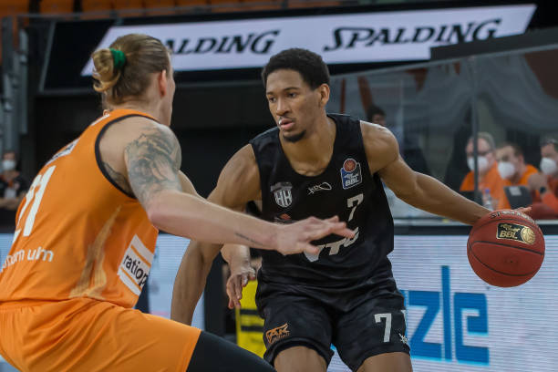 面临着战术 面临着战术