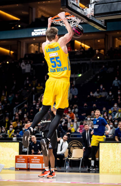 让他们在后 让他们在后